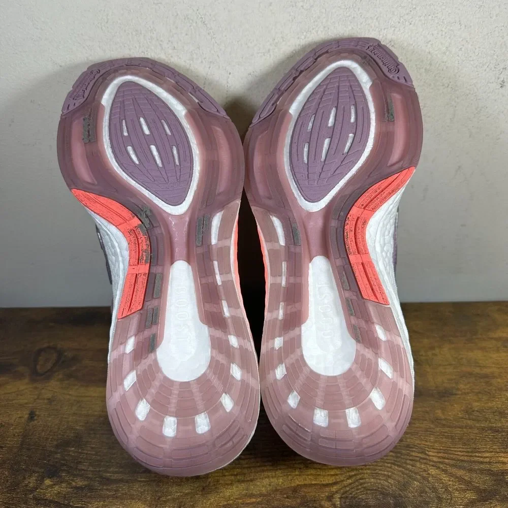 Adidas Ultra Boost‎ 22 Running Shoes Mauve Purple GX5588 Women's Size 8